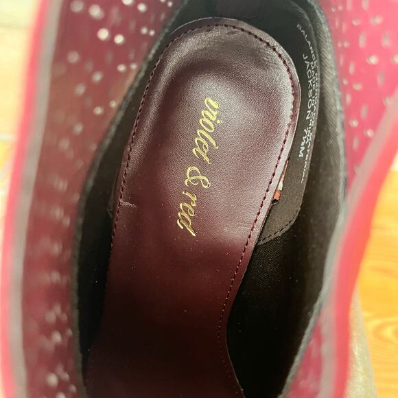Violet & Red Jackson Lazer Cut Topline Ankle Boots Size 7.5 Burgundy Red NEW - Picture 9 of 11